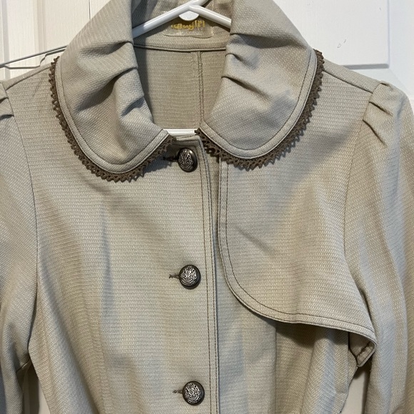 Woman’s Trench Coat / Jacket from Japan. - Picture 1 of 6